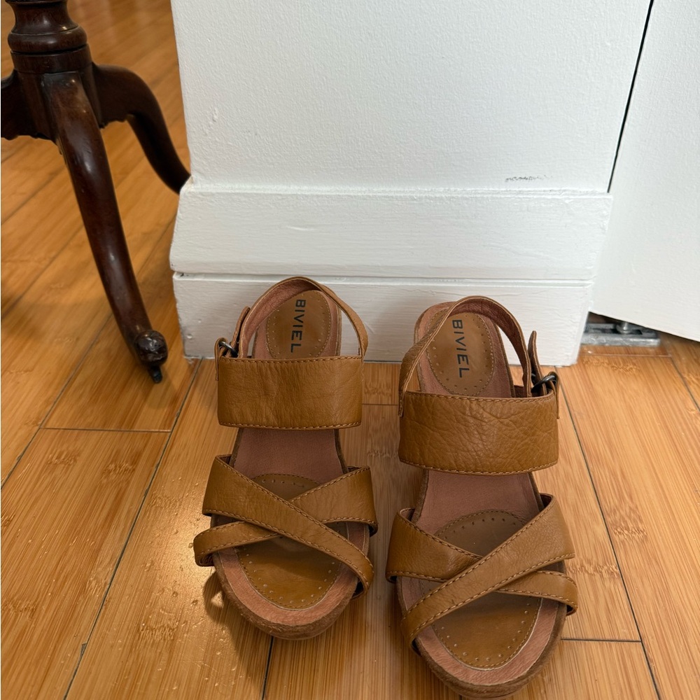 Women's Vintage Biviel Brown Leather Heeled Sandals - Size 8